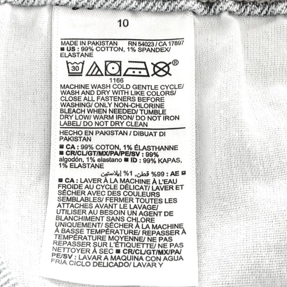 Old Navy Women Distressed Stretch Straight High Rise Buttons Blue Shorts 10 NWT - Picture 6 of 13